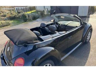 new beetle cabriolet très sympa et en bon état