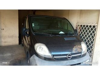 opel vivaro 2.5