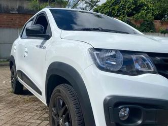 renault kwid outsider 1.0 flex 12v 5p mec. 2020