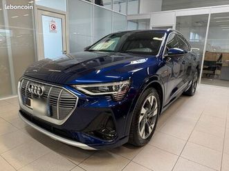 audi q8 e-tron sportback 55 quattro 408 ch s line , toit panoramique