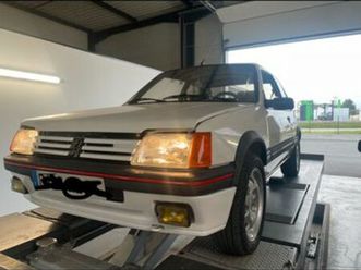 205 gti 1.9 restauration complète