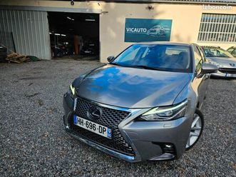 lexus ct200h luxury 1.8 hybride 136ch - 5cv * full option * premiere main * mark levinson * parfait etat * garantie 12 mois