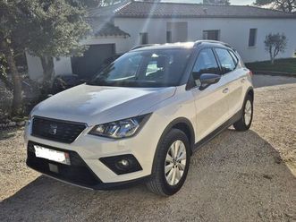 seat arona xcellence – essence 95 ch – 11/2017 – blanc candy / toit gris