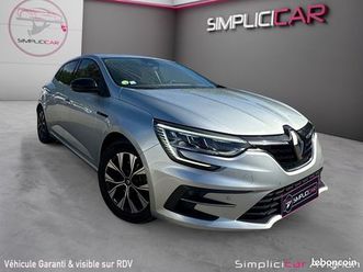 renault megane iv berline dci 115 / edc limited blue