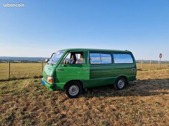 van aménagé de collection toyota hiace 1979