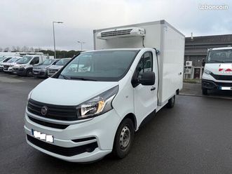 fiat talento (idem trafic) plancher cabine 1.6 l2 125 ch frigorifique équipé : clim, gps, 4 étagères - frigo fonctionnant sur route et secteur 220 volts monopha