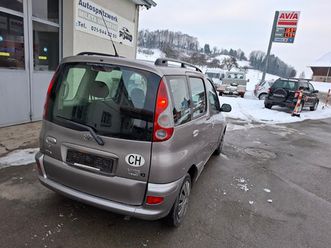 yaris verso 1.3 linea sol