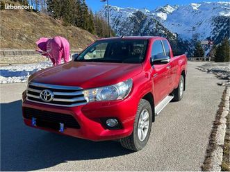 toyota hilux légende