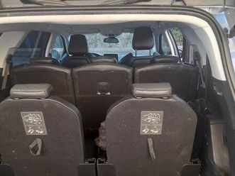 peugeot 5008 7 places