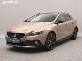 volvo v40 cc t5 awd summum aut cz