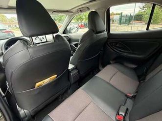 yaris cross1.5h lounge fwd 130cv e-cvt