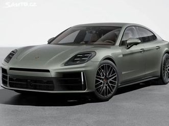 porsche panamera 4