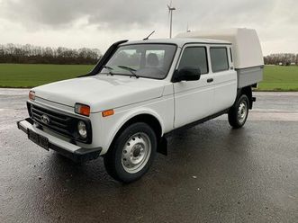 lada niva pick up 4x4