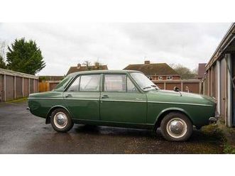 1968 hillman ‘new minx’ de-luxe à vendre par enchère