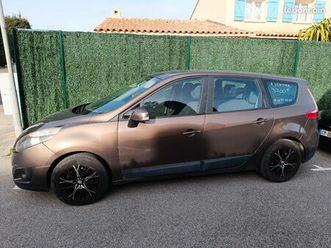 vend grand senic iii