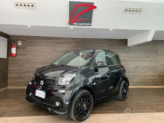 smart fortwo 70 1.0 twinamic superpassion-soli 4.9