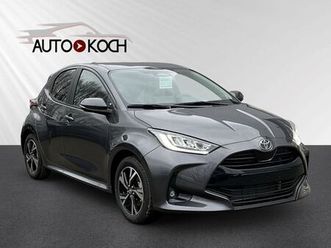 toyota yaris hybrid teamplayer led apple carplay androi