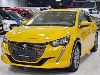 57kwh camera carplay safety brake lane assist blue