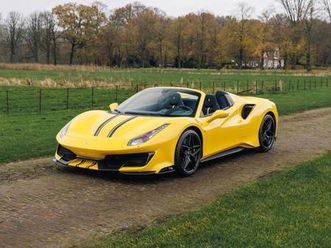 ferrari 488 - pista spider, atelier, full carbon, lift, stripe nart