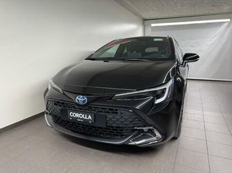 toyota corolla touring sports 2.0 hsd trend: réserver un essai sur route !