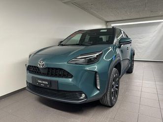toyota yaris cross 1.5 vvt-i hsd trend awd-i: réserver un essai sur route !