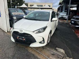 yaris 1.5h active