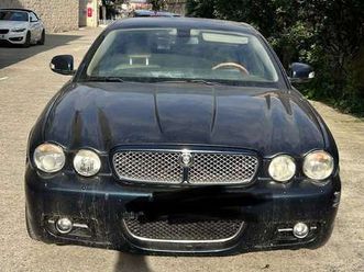 xj 2.7d v6 executive full optional auto