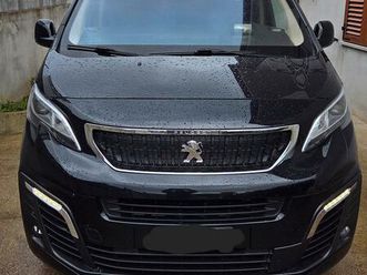 peugeot traveller 8 posti