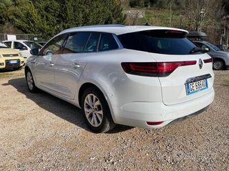 renault megane st line 1.5 diesel - neopatentati -