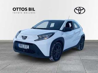 toyota aygo x 1.0 vvt-i cvt, 72hk - play / v-hjul