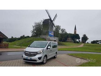 opel vivaro 9 posti 2015