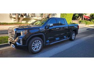 2019 gmc sierra denali 6.2l v8 4x4 black crew cab truck