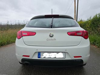 alfa romeo giulietta 1.6 105cv distinctive abril/12