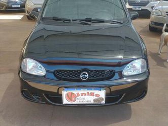 chevrolet corsa 1.0 sedan wind milenium