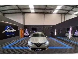 renault clio e-tech hibrido 140 busines
