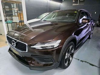 cross country 2.0 d3 awd auto cockpit ca