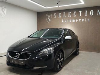 volvo v40 2.0 momentum março/18