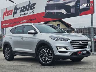 hyundai tucson 1.6 gdi 2wd 97kw. 1.last.slo
