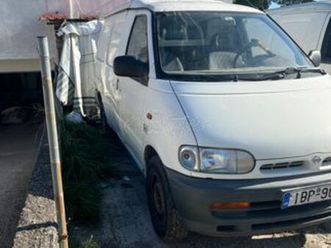 nissan vanette 2000