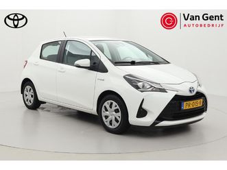 toyota yaris 1.5 hybrid aspiration | origineel nl | navigatie | cruise control | clima | camera | rijstrooksensor | bluetooth