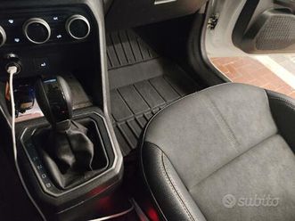 dacia jogger 1.6 hybrid 140 - 7 posti extreme