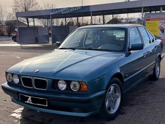 bmw e34 5er maledivenblau