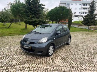 toyota aygo 1.0 vvt-i, cx. a., 68cv