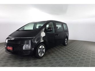 staria 2.2 at awd 9 posti wagon