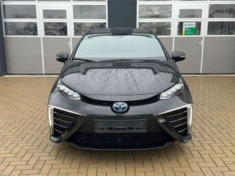 toyota mirai