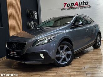 volvo v40 cross country d3 momentum