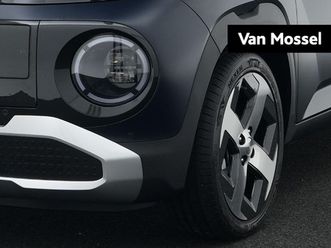 hyundai inster evolve sky 49 kwh | winter pack| tech pack | stuurverwarming