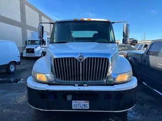 2010 international durastar 4300 tow truck