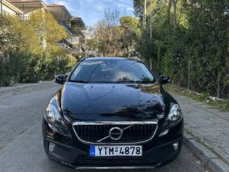 volvo v40 cross country 2018
