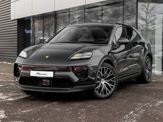 porsche macan 4